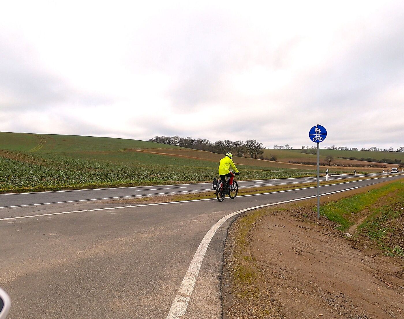 Neubau R4/Schwalmradweg Bischhausen - Niederurff