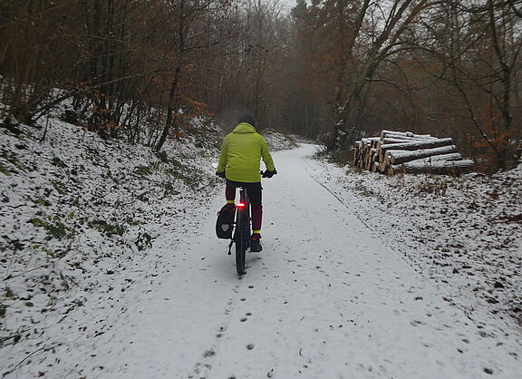 Radfahren im SchneeRadfahren im Schnee