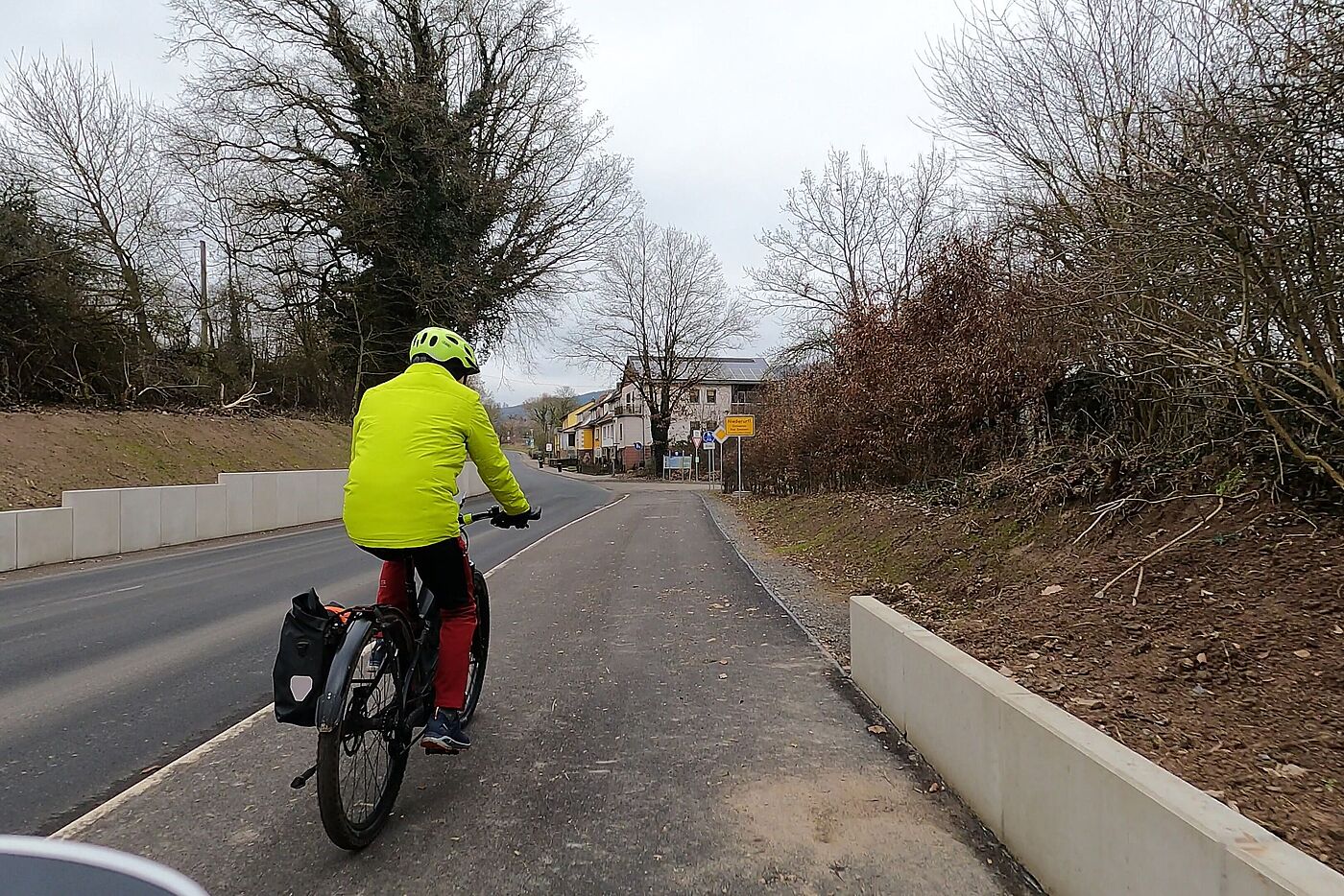 Neubau R4/Schwalmradweg Bischhausen - Niederurff