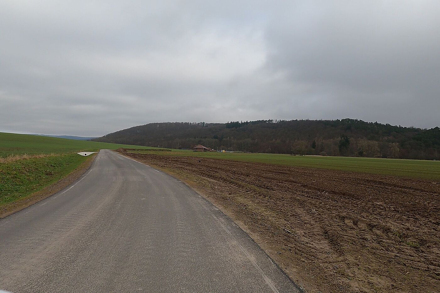 Neubau R4/Schwalmradweg Bischhausen - Niederurff