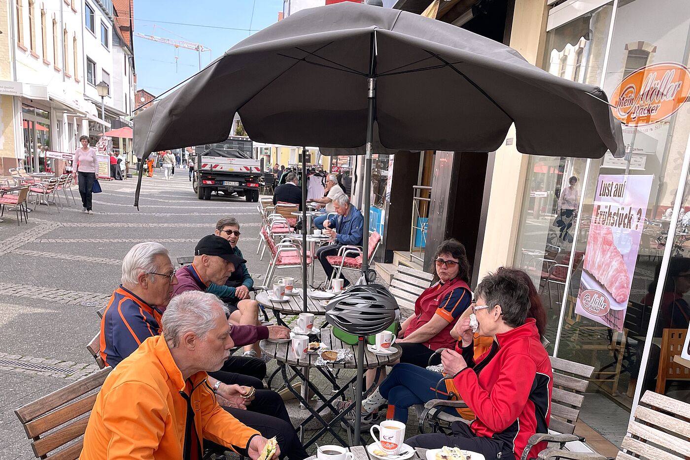 3-Flüsse-Radtour_Kaffee_in_Kirchhain